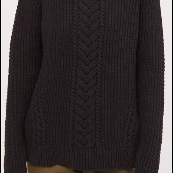 Lululemon sweater - Picture 2 of 7